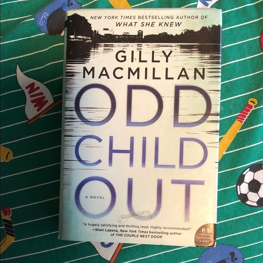 Odd Child Out by Gilly Macmillan Hardcover